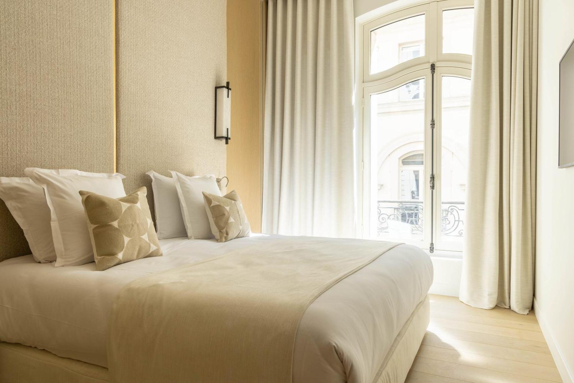 Luxurious Madeleine - Saint Honore